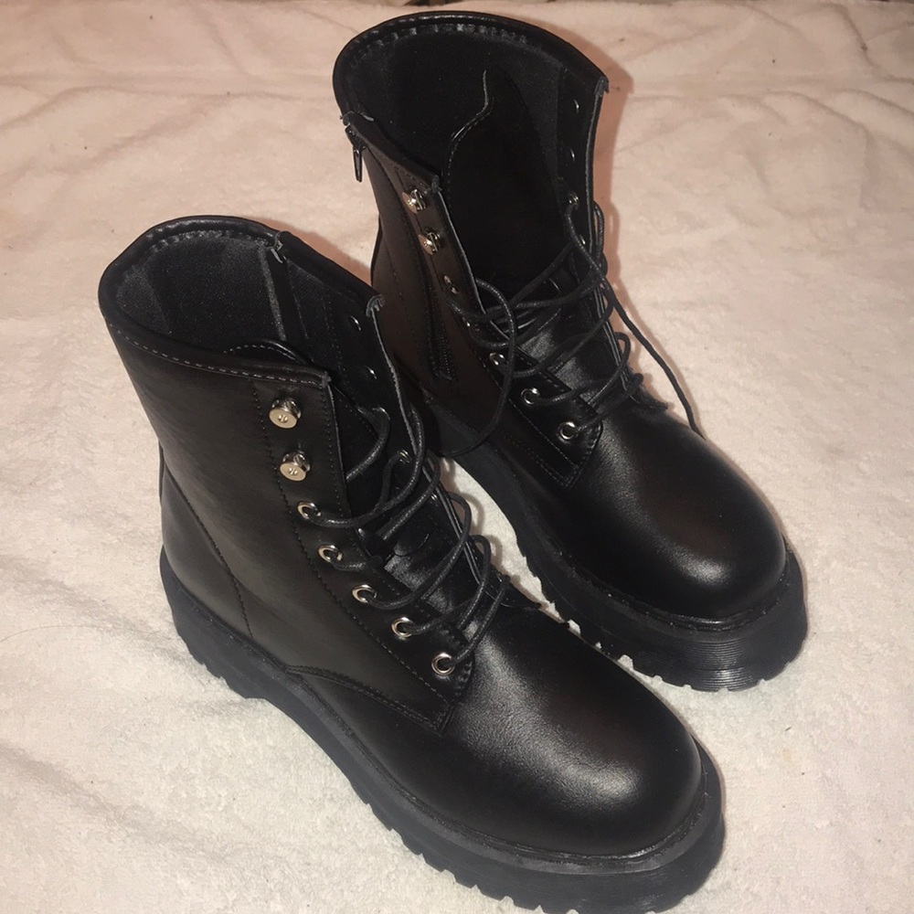 Platform boots